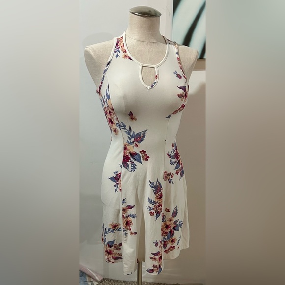 Mudd Cream Floral Dress Mini - Picture 1 of 8